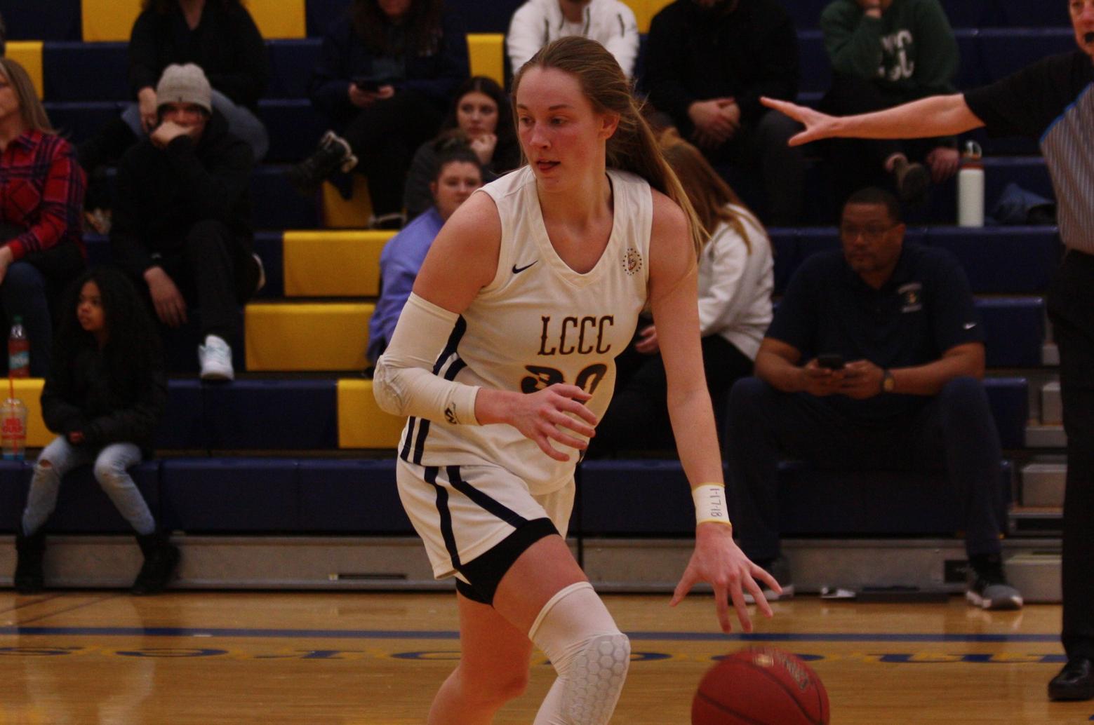 Commodores Wrap Regular Season With Loss at Edison