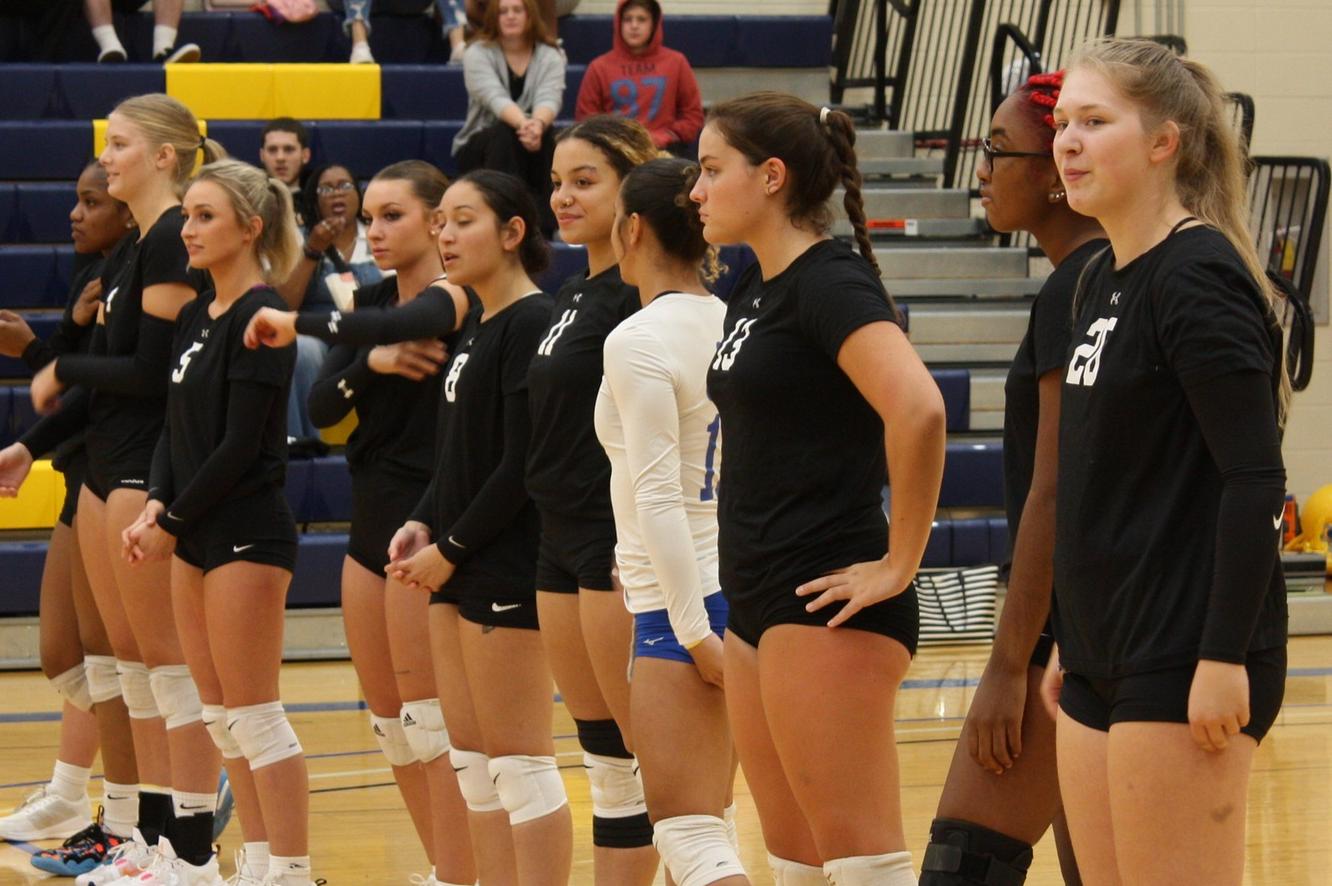 LCCC Volleyball Downs Lakers For Third Straight Win